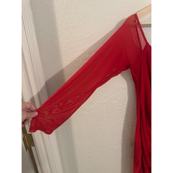 NWT Prettylittlething Plus Size Ruched Bardot Red Dress - Picture 4 of 8